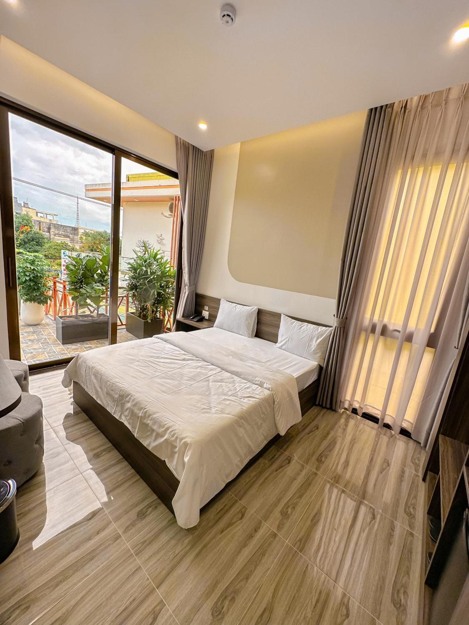 Tuyet Suong Hotel Quảng Ngãi Exterior foto