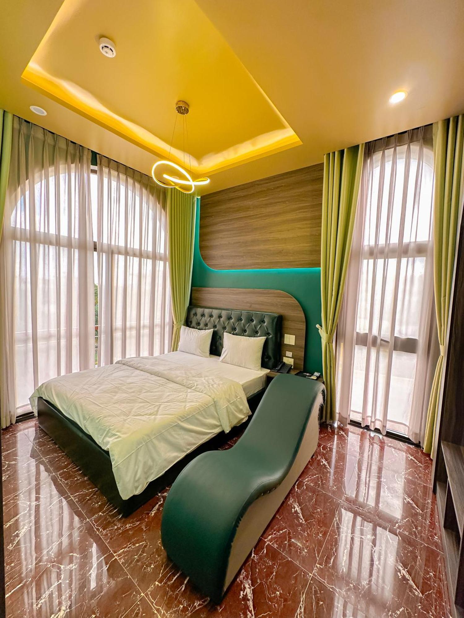 Tuyet Suong Hotel Quảng Ngãi Exterior foto