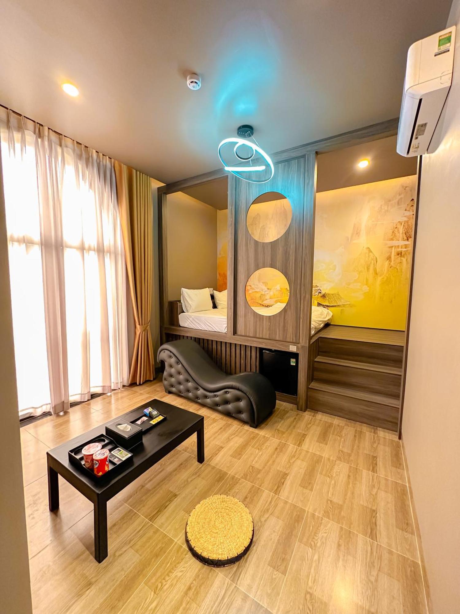 Tuyet Suong Hotel Quảng Ngãi Exterior foto